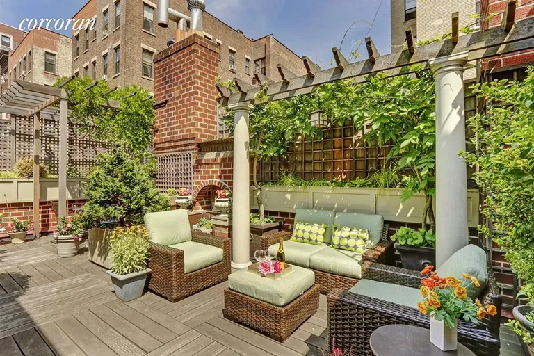 New York City Real Estate | View 311 West 83rd Street, 5B | 2 Beds, 2 Baths | View 1
