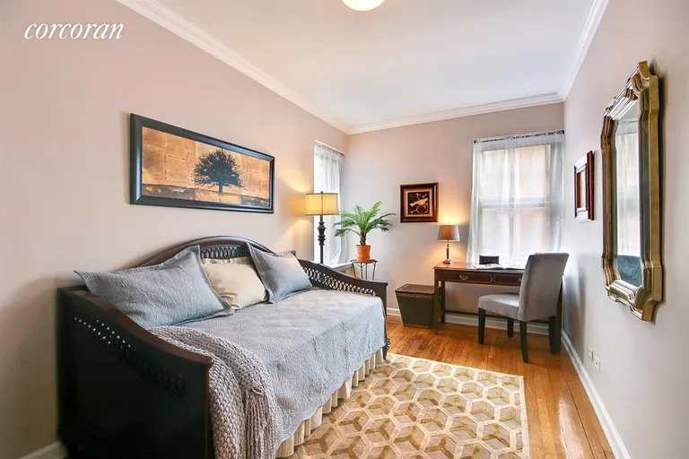 New York City Real Estate | View 425 Central Park West, 6A | 2nd bedroom with 2 exposures  | View 5
