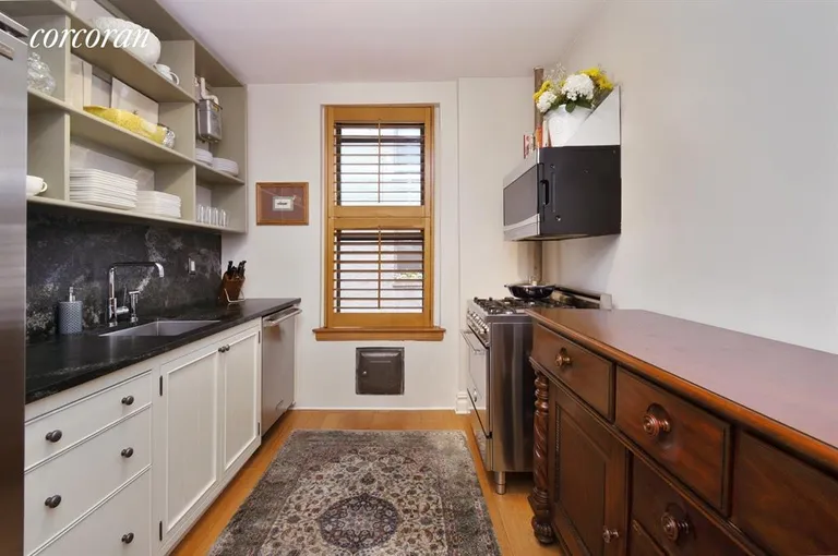 New York City Real Estate | View 880 West 181st Street, 4E | Kitchen | View 2