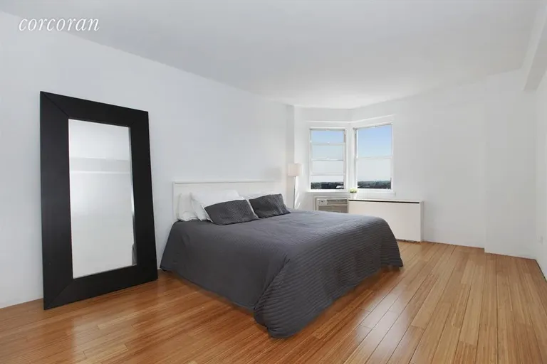 New York City Real Estate | View 8915 Parsons Boulevard, 15H | Spacious Bedroom | View 3