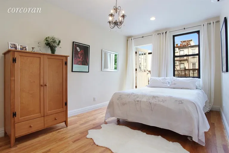New York City Real Estate | View 99 Saint Marks Place, 2 | Sweet ensuite... | View 4