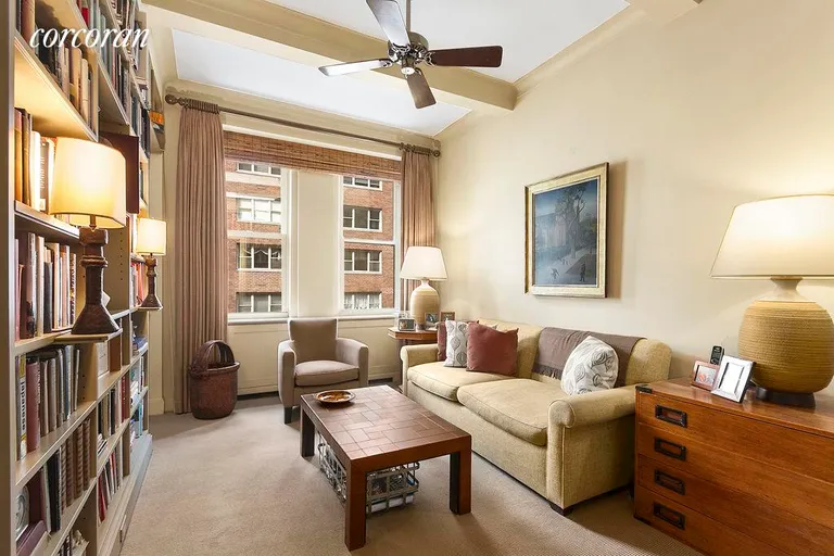 New York City Real Estate | View 130 East 75th Street, 5A | Library | View 8