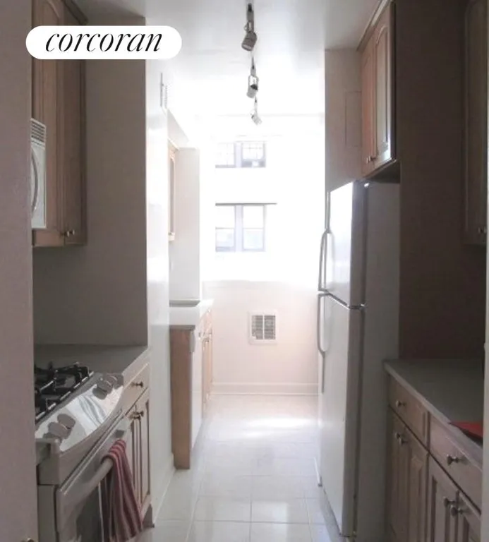 New York City Real Estate | View 255 West 85th Street, 11AB | room 3 | View 4
