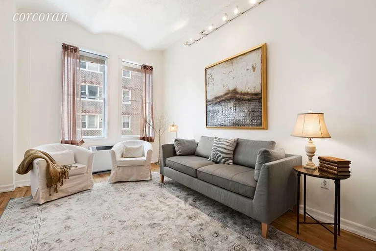New York City Real Estate | View 9 Barrow Street, 7C | 1 Bed, 1 Bath | View 1