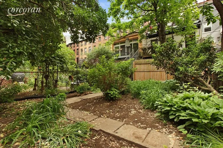 New York City Real Estate | View 189 Park Place, 2 | Garden | View 6
