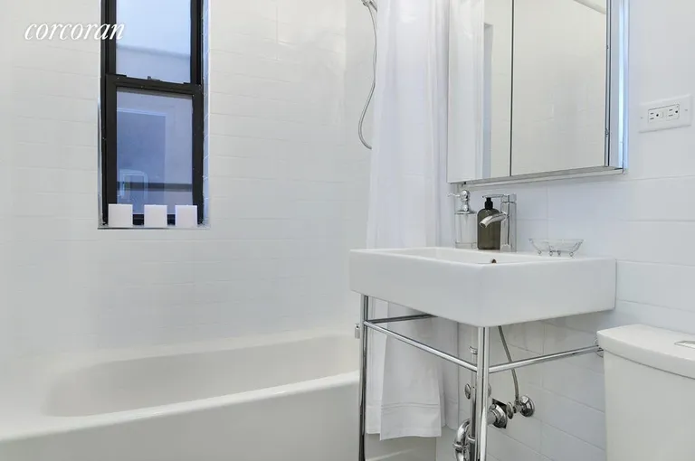 New York City Real Estate | View 24-75 38th Street, D2 | room 6 | View 7