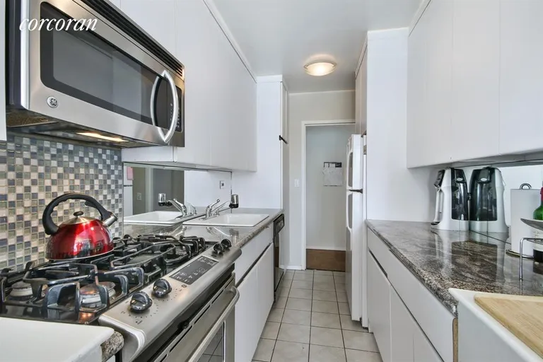 New York City Real Estate | View 392 Central Park West, 17C | Kitchen | View 2