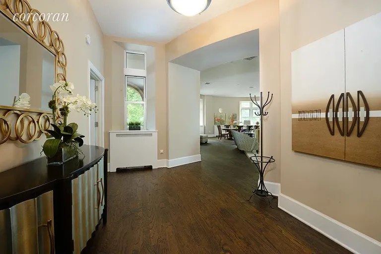 New York City Real Estate | View 455 Central Park West, LM6 | Foyer | View 13