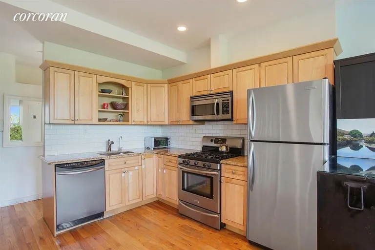 New York City Real Estate | View 362 Eastern Parkway, 4B | Updated and open... | View 3