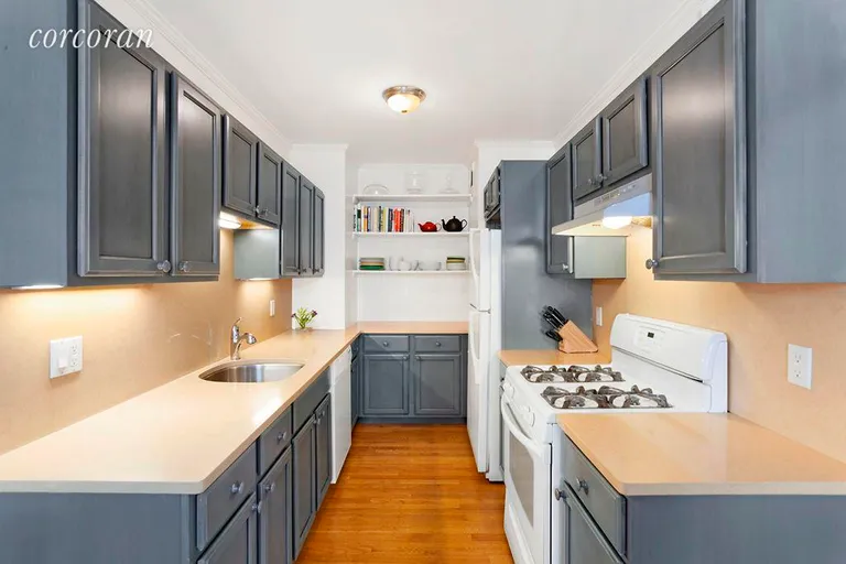 New York City Real Estate | View 116 Pinehurst Avenue, B32 | Kitchen | View 3