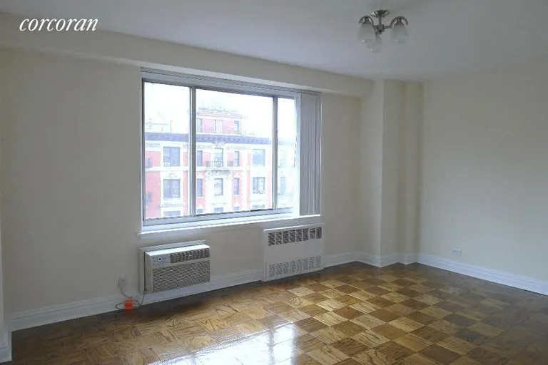New York City Real Estate | View 400 Central Park West, 6V | Big enough to fit a King bed! | View 3