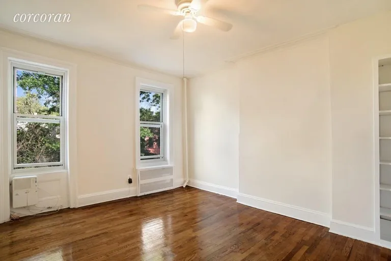 New York City Real Estate | View 79A Clermont Avenue, 2 | room 2 | View 3