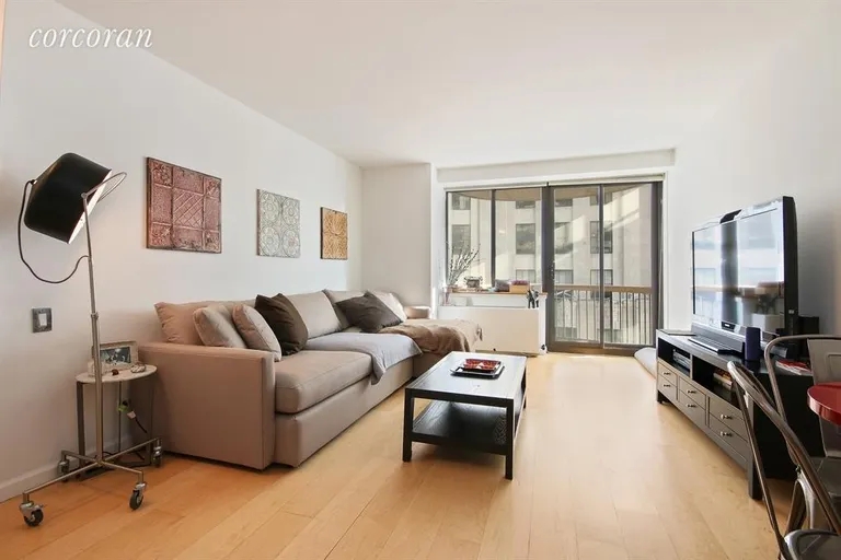 New York City Real Estate | View 45 East 25th Street, 16C | Living Room | View 7