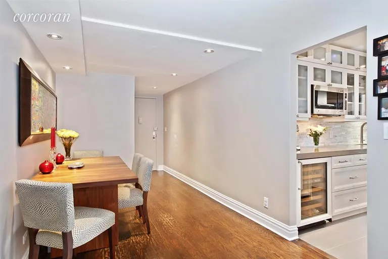 New York City Real Estate | View 301 East 69th Street, 19E | Foyer/Dining Room | View 3