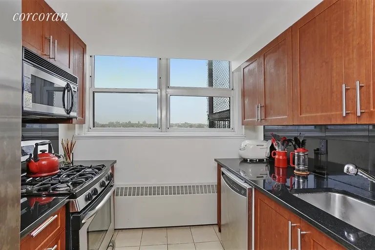 New York City Real Estate | View 505 Court Street, PHF | Kitchen | View 3