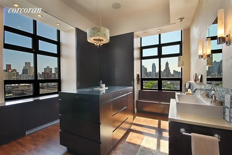 New York City Real Estate | View 360 Furman Street, 1014-1015 | Bathroom | View 6