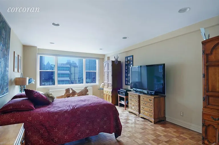 New York City Real Estate | View 340 East 64th Street, 14N | Master Bedroom | View 5