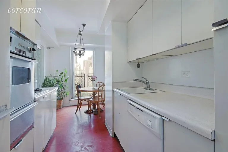 New York City Real Estate | View 301 East 78th Street, 17F | Kitchen | View 2