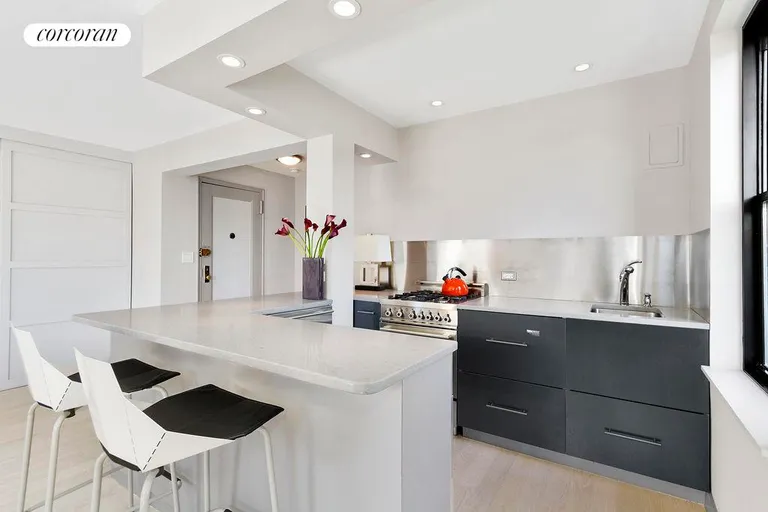 New York City Real Estate | View 81 Bedford Street, 6B | High design kitchen - top of the line appliances | View 4