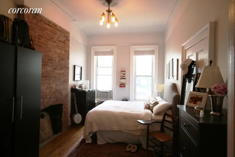 New York City Real Estate | View 174 Frost Street, 1R | room 3 | View 4