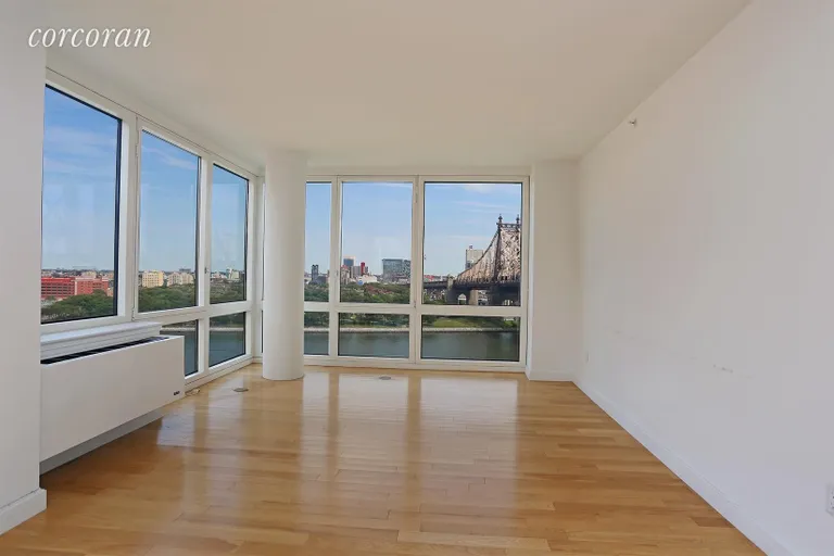 New York City Real Estate | View 415 Main Street, 15A | Living Room | View 8