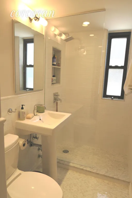 New York City Real Estate | View 49 West 12th Street, 7F | room 3 | View 4