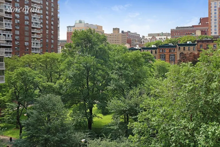 New York City Real Estate | View 90 La Salle Street, 7D | View | View 4