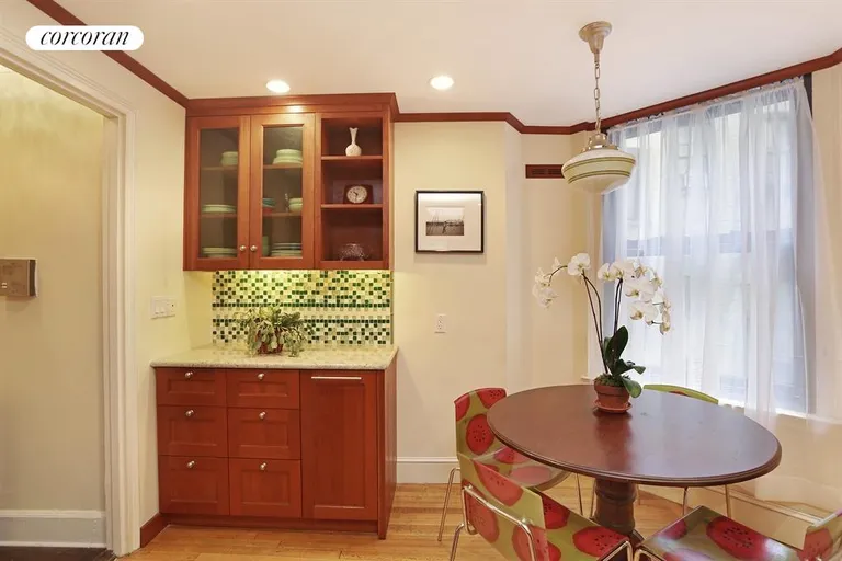 New York City Real Estate | View 12 East 97th Street, 4B | Kitchen / Breakfast Room | View 3