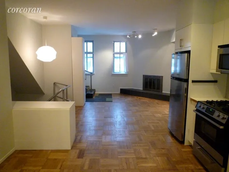 New York City Real Estate | View 7 Willow Street, 1 | Living room | View 4