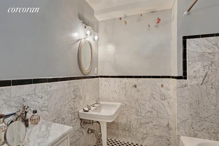 New York City Real Estate | View 101 Lafayette Avenue, 12H | Bathroom | View 5