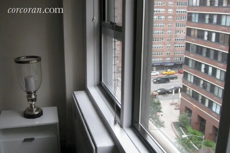 New York City Real Estate | View 333 East 75th Street, 9D | room 6 | View 7