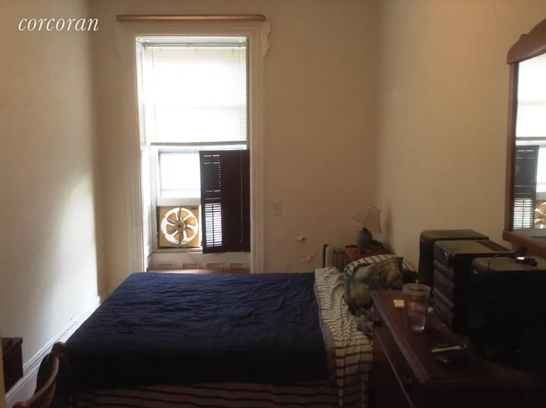 New York City Real Estate | View 221 Berkeley Place, 4F | room 3 | View 4
