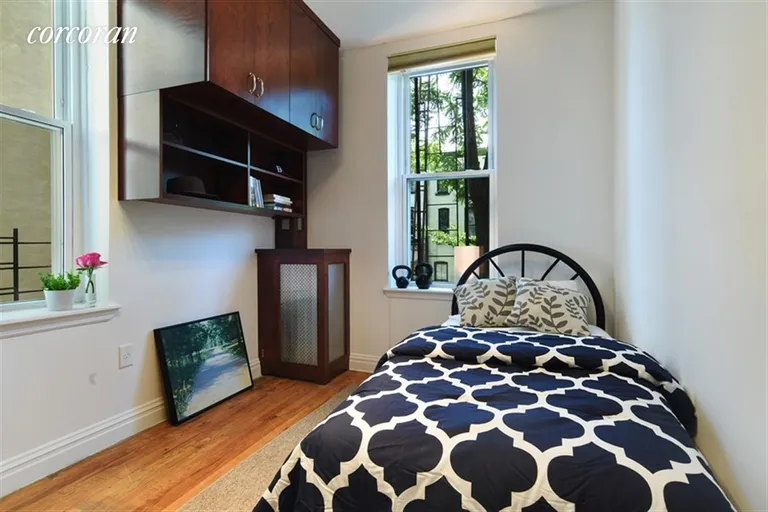 New York City Real Estate | View 654 Carroll Street, 2L | room 4 | View 5