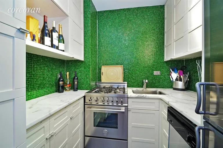New York City Real Estate | View 115 East 9th Street, 6R | Kitchen | View 3