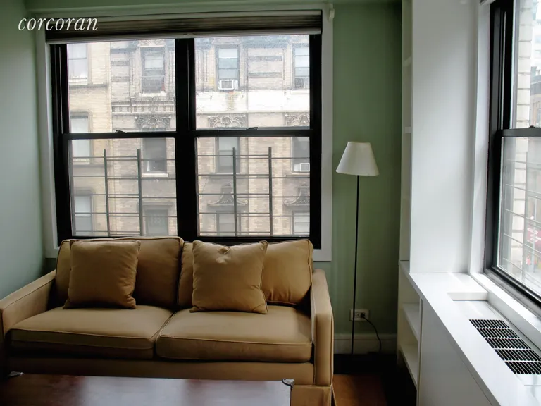 New York City Real Estate | View 120 East 90th Street, 5E | room 7 | View 8