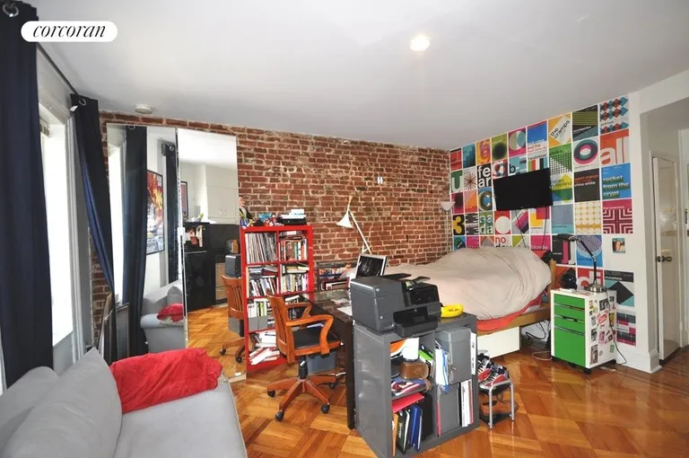 New York City Real Estate | View 1 Willow Place, 3L | room 2 | View 3