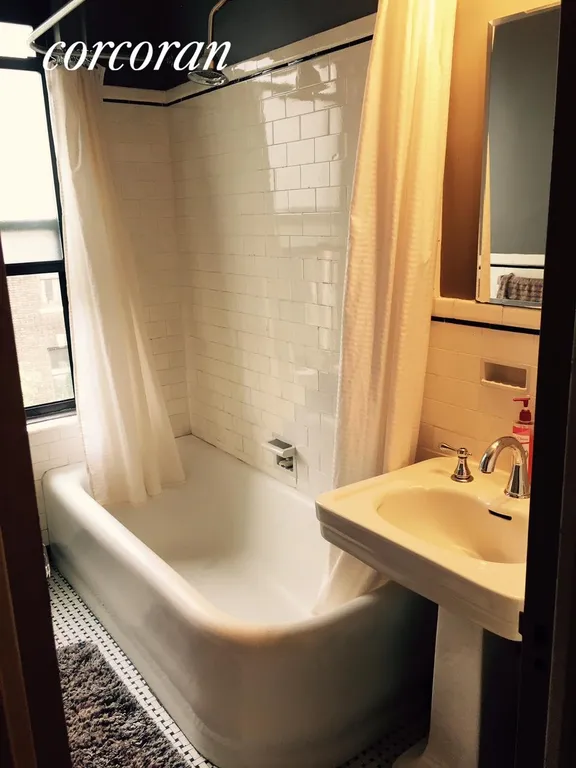 New York City Real Estate | View 200 West 108th Street, 5B | Oversized tub with pedestal sink | View 8