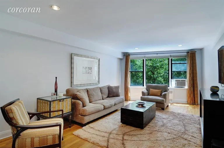 New York City Real Estate | View 30 East 9th Street, 4E | 1 Bed, 1 Bath | View 1