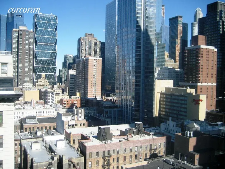 New York City Real Estate | View 350 West 50th Street, 18I | room 1 | View 2