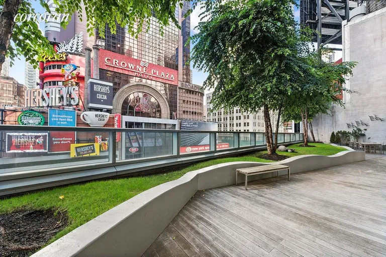 New York City Real Estate | View 1600 Broadway, PH2D | 4th Floor Outdoor Space  | View 15