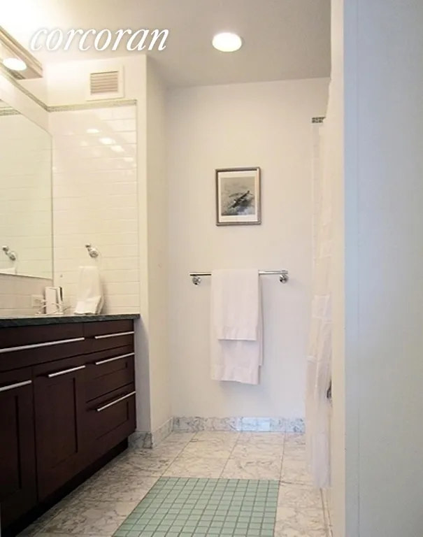 New York City Real Estate | View 272 West 107th Street, 6B | Bathroom | View 5