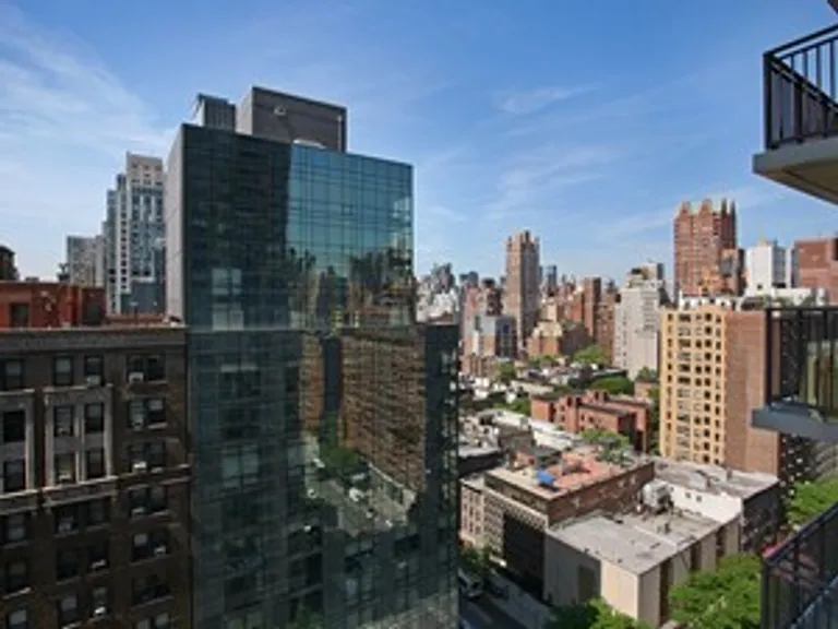 New York City Real Estate | View 301 East 79th Street, 19R | 1 Bed, 1 Bath | View 1