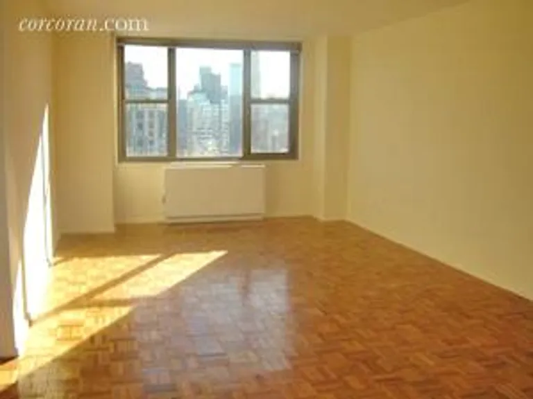 New York City Real Estate | View 301 East 79th Street, 33R | Incredibly Sunny Living room  | View 2