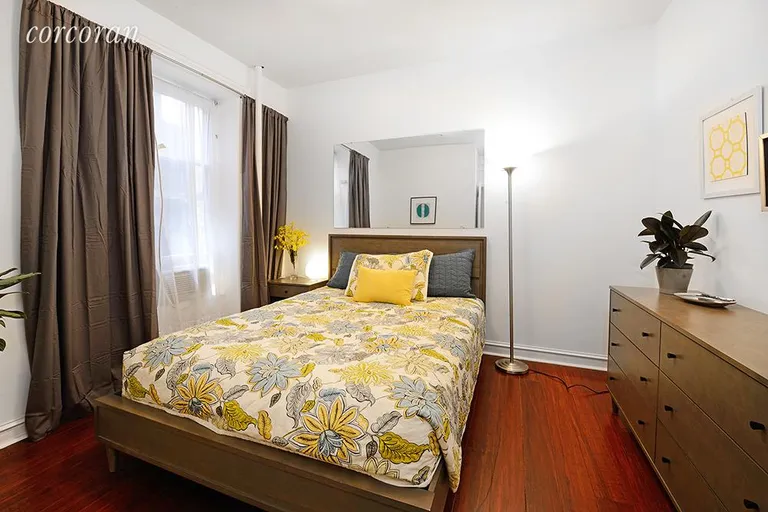 New York City Real Estate | View 345 West 70th Street, 1F | room 7 | View 8