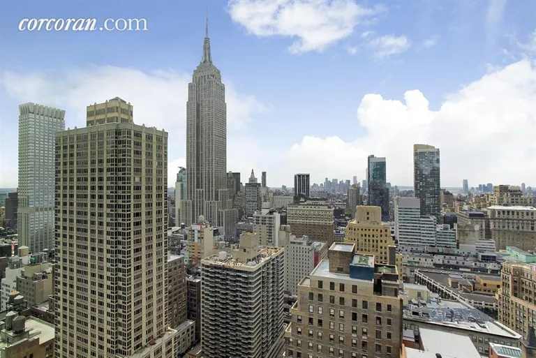 New York City Real Estate | View 100 West 39th Street, 41I | 1 Bath | View 1