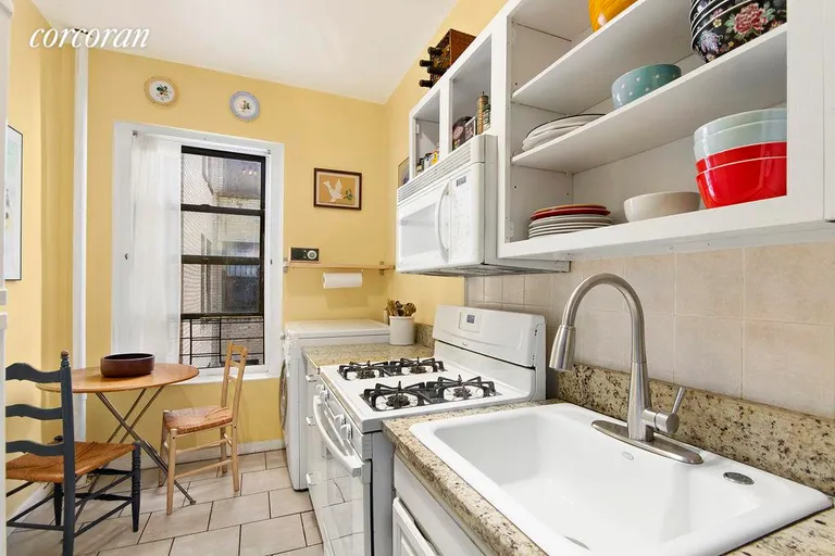 New York City Real Estate | View 255 Eastern Parkway, E9 | 2 | View 2