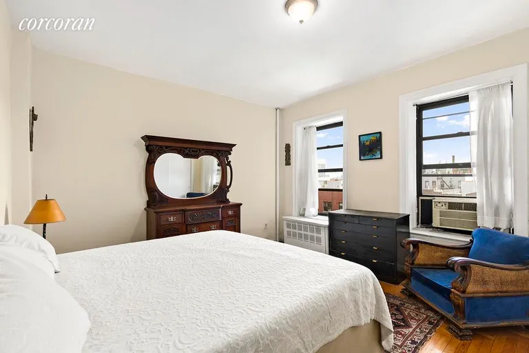 New York City Real Estate | View 255 Eastern Parkway, E9 | 3 | View 3