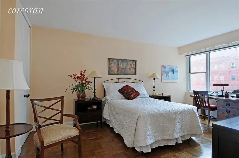 New York City Real Estate | View 340 East 64th Street, 6A | Bedroom | View 5