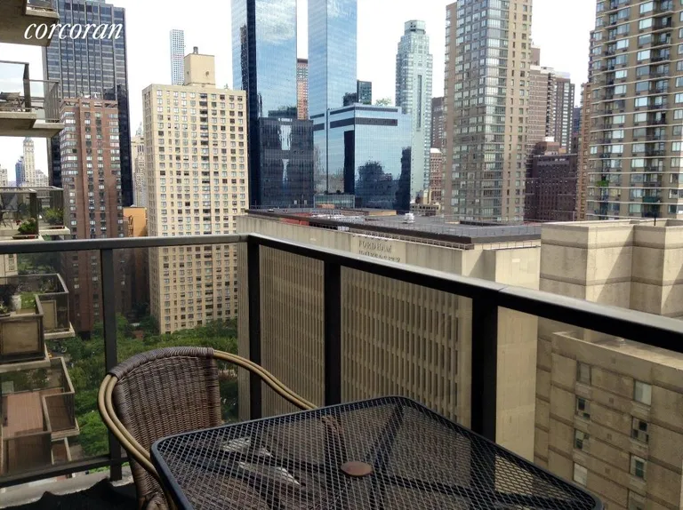 New York City Real Estate | View 161 West 61st Street, 23H | room 2 | View 3