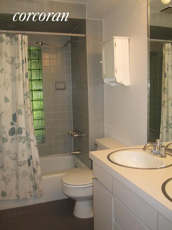 New York City Real Estate | View 160 Hoyt Street, 1 | Bath with dual sinks | View 5
